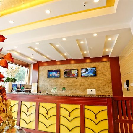 GreenTree Inn Anhui Fuyang Yijing International North Door Busniess Hotel Buitenkant foto