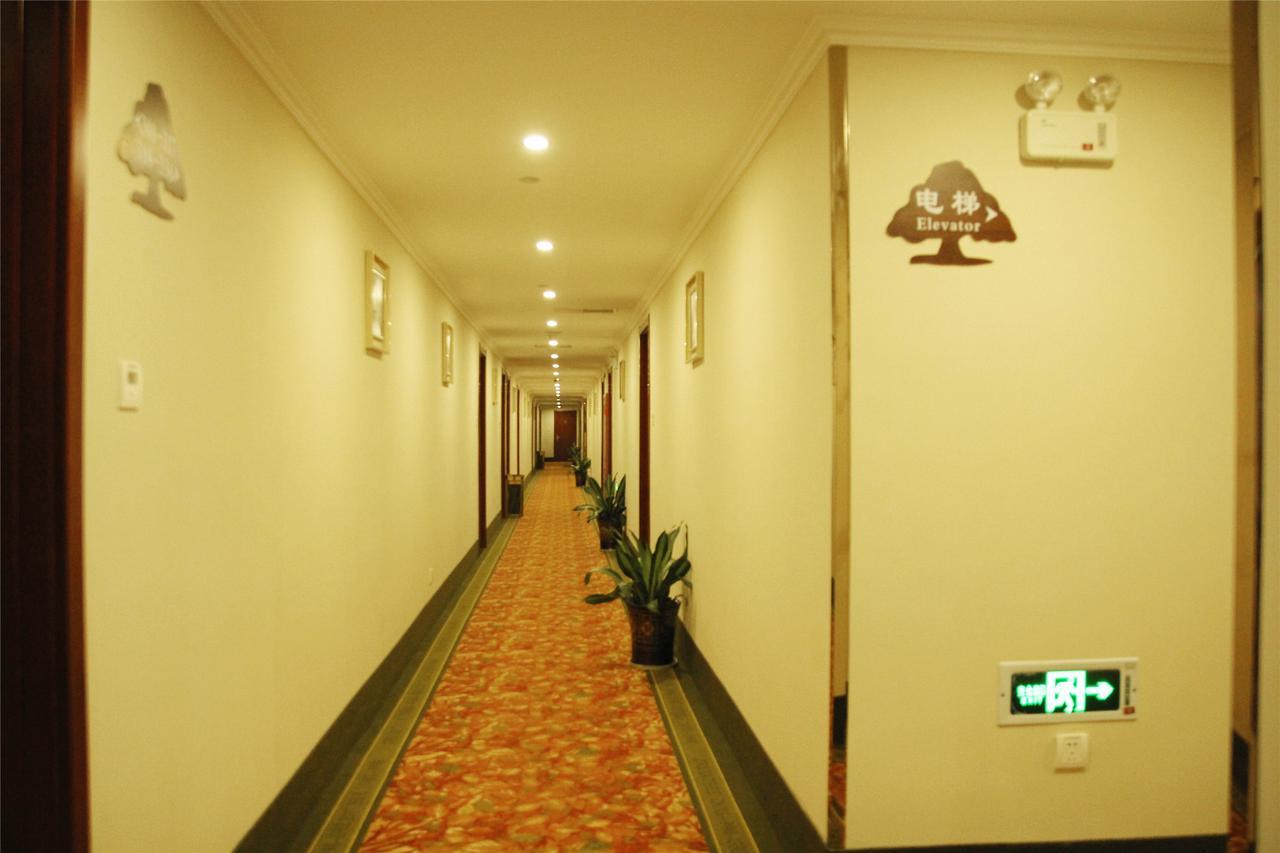 GreenTree Inn Anhui Fuyang Yijing International North Door Busniess Hotel Buitenkant foto