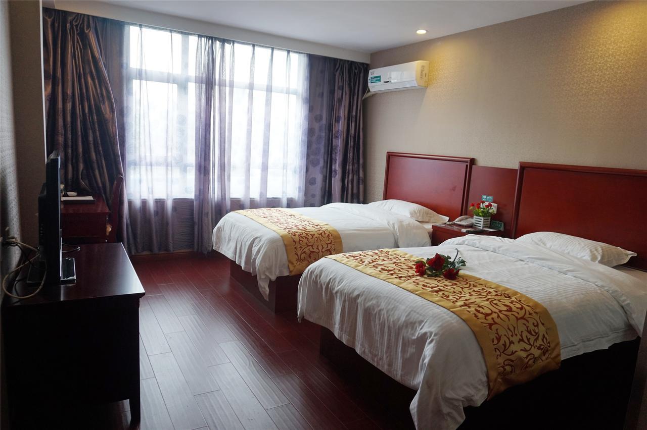 GreenTree Inn Anhui Fuyang Yijing International North Door Busniess Hotel Buitenkant foto